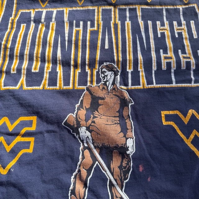 Vintage West Virginia Mountaineers Faded T Shirt - L